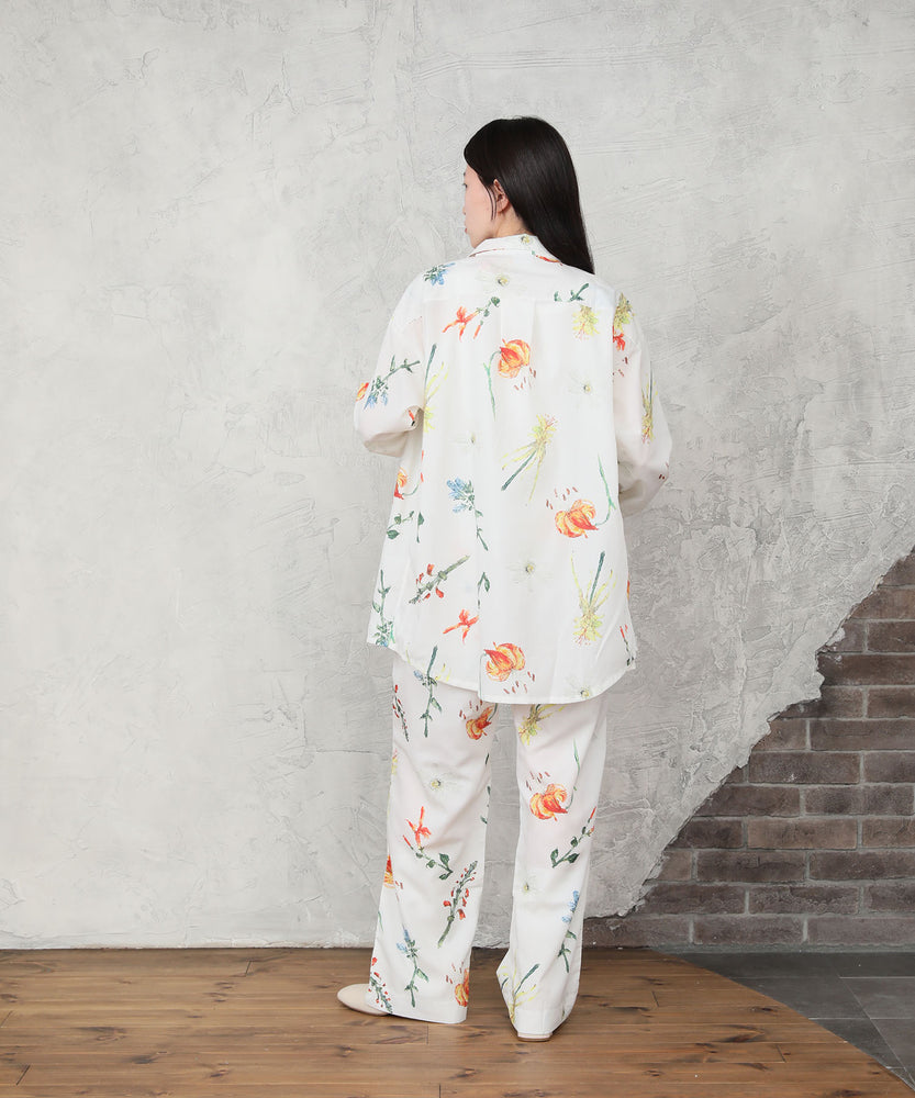 "FLOWER" Kana Akiyama 布帛パンツ