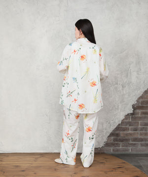 "FLOWER" Kana Akiyama 布帛パンツ