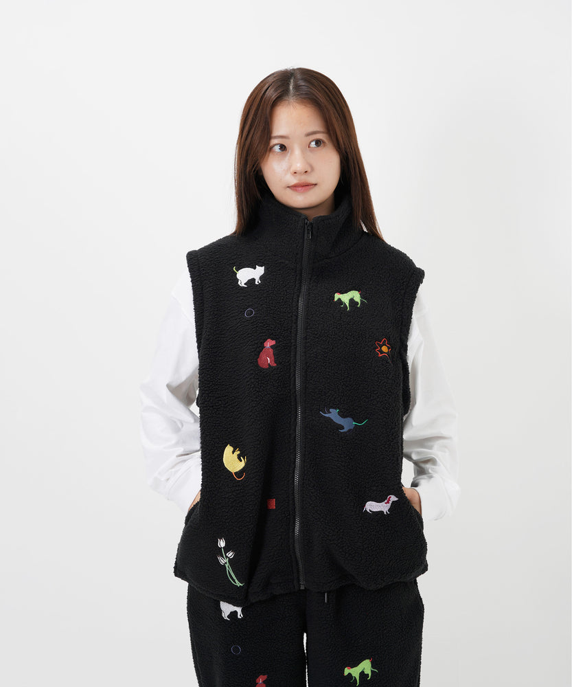 "CAT"＆"DOG" Kana Akiyama ボアベスト