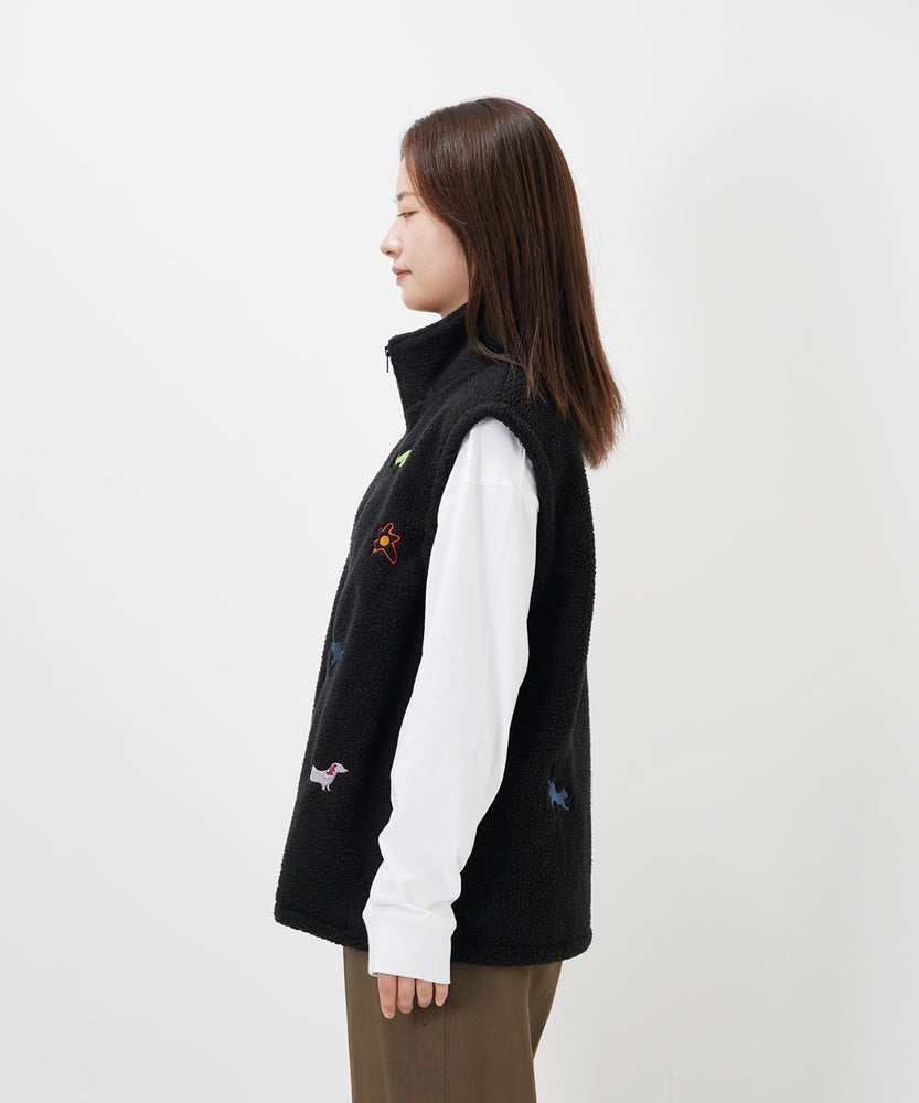 "CAT"＆"DOG" Kana Akiyama ボアベスト